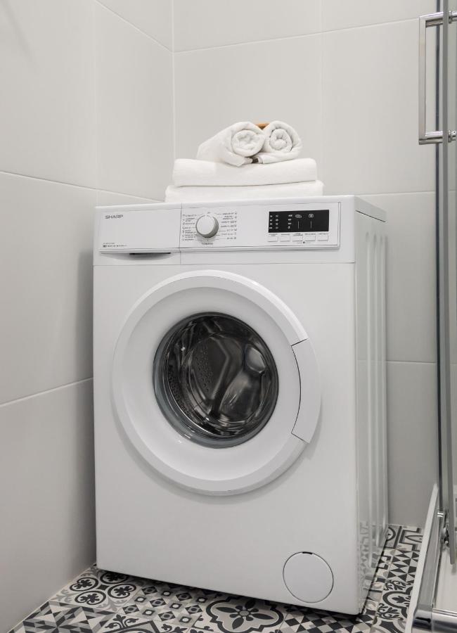 Nowogrodzka Grey Apartment Varsó Kültér fotó