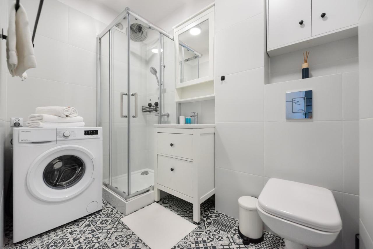 Nowogrodzka Grey Apartment Varsó Kültér fotó