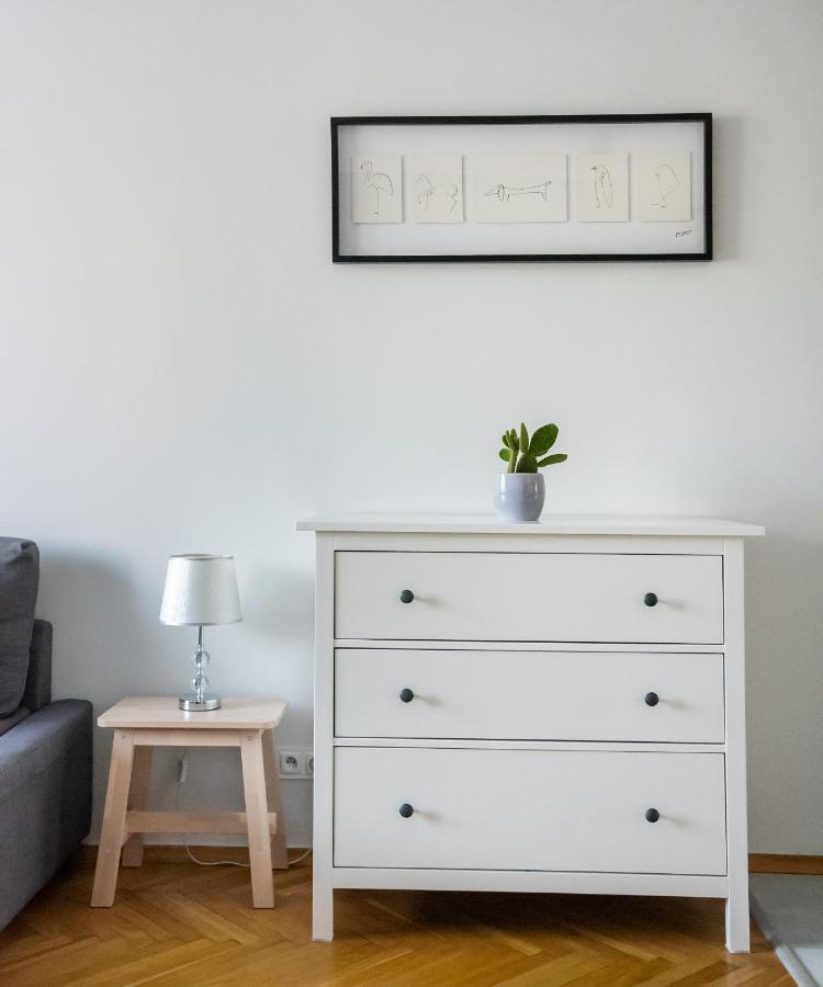Nowogrodzka Grey Apartment Varsó Kültér fotó