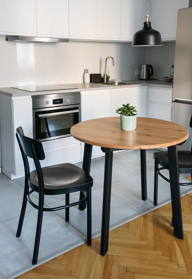 Nowogrodzka Grey Apartment Varsó Kültér fotó